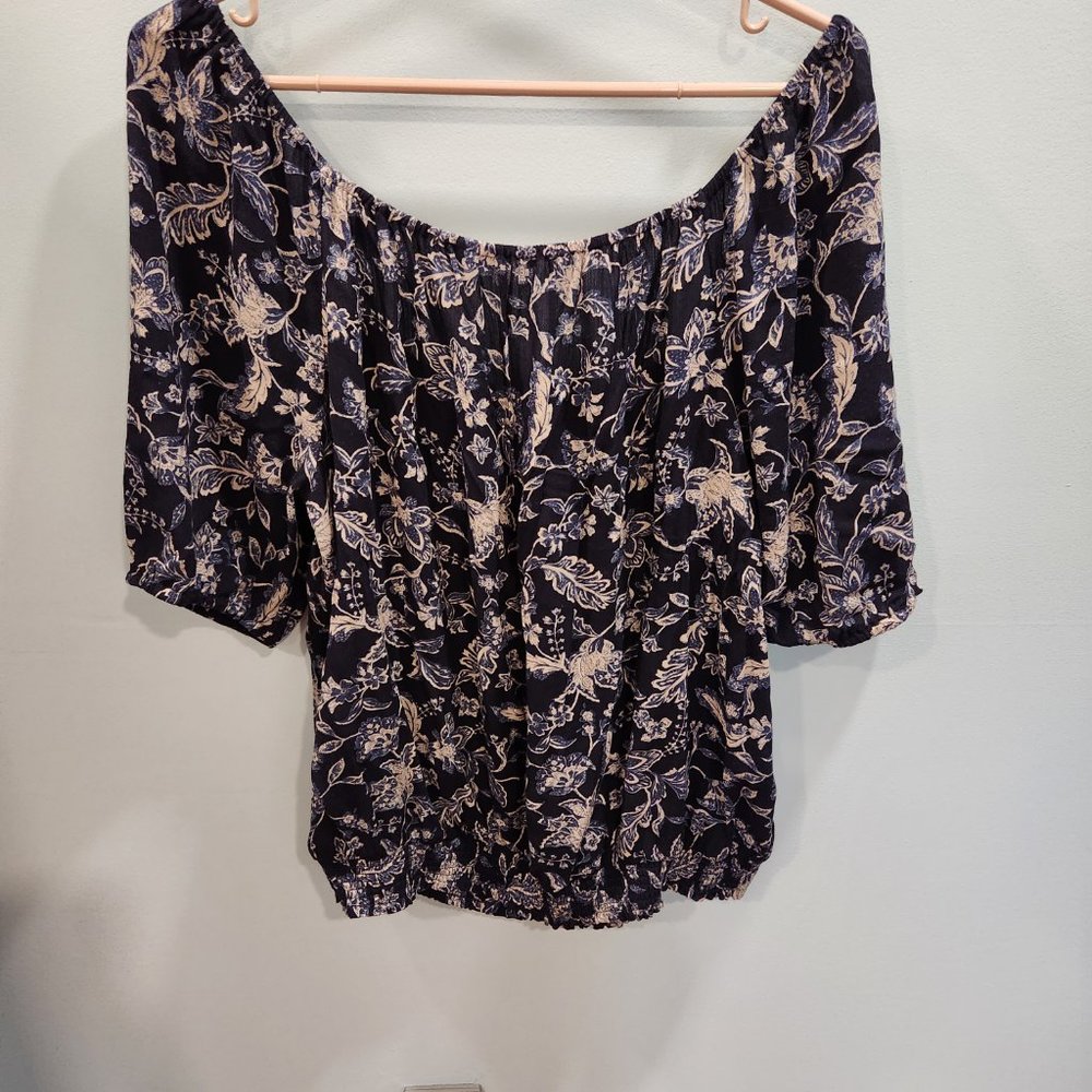 Off-the-Shoulder Top with Raglan Sleeves - Picture 5 of 5